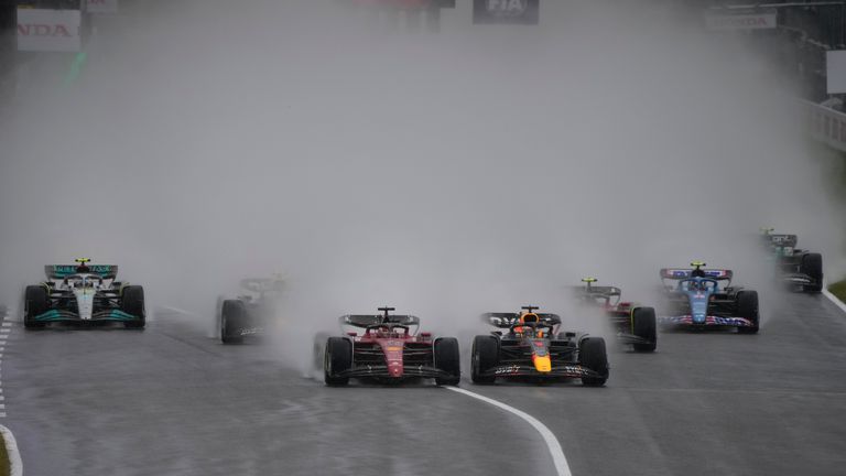 Karun Chandhok talks through a chaotic start to the Japanese GP as the race is red-flagged in heavy rain