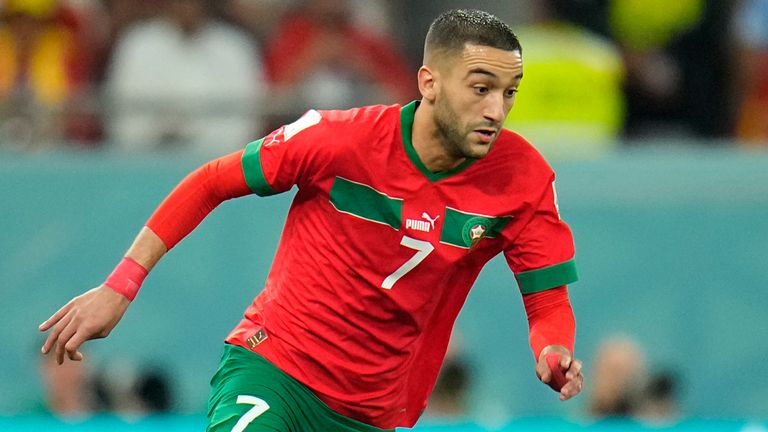 Hakim Ziyech initiates an attack against Spain