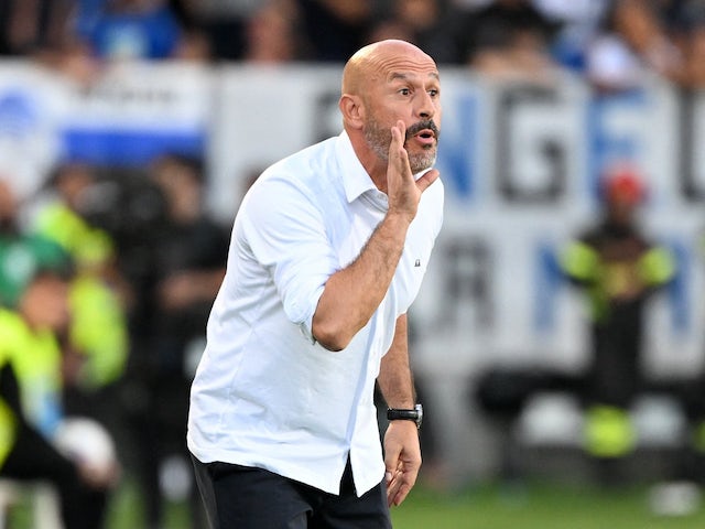 Fiorentina boss Vincenzo Italiano on October 2, 2022