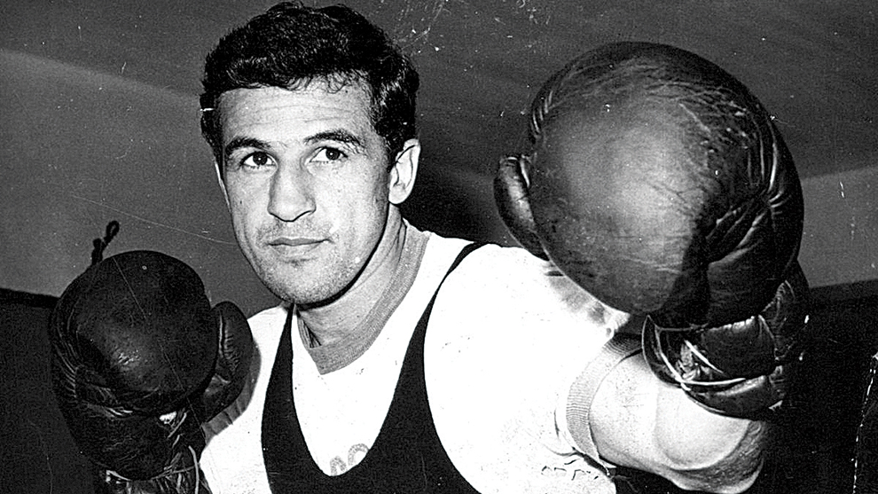 A tribute to Eder Jofre, the best bantamweight ever