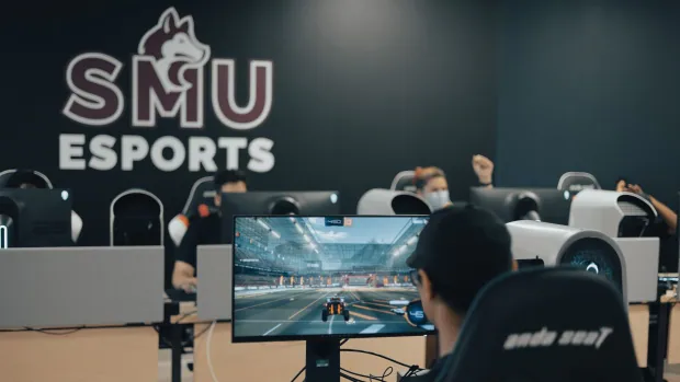 Esports players to suit up for Saint Mary's University