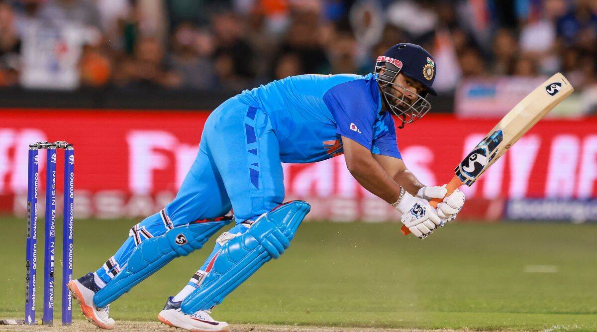 Dinesh Karthik wants Rishabh Pant to open in T20Is