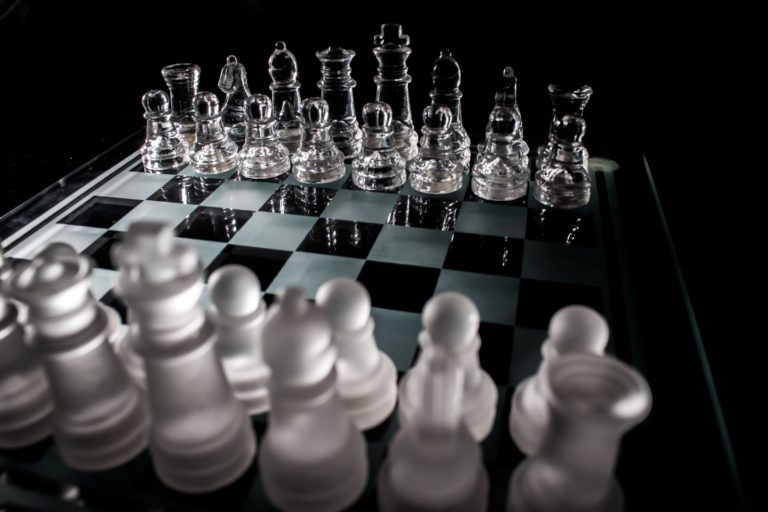 What does average centipawn loss mean in chess?