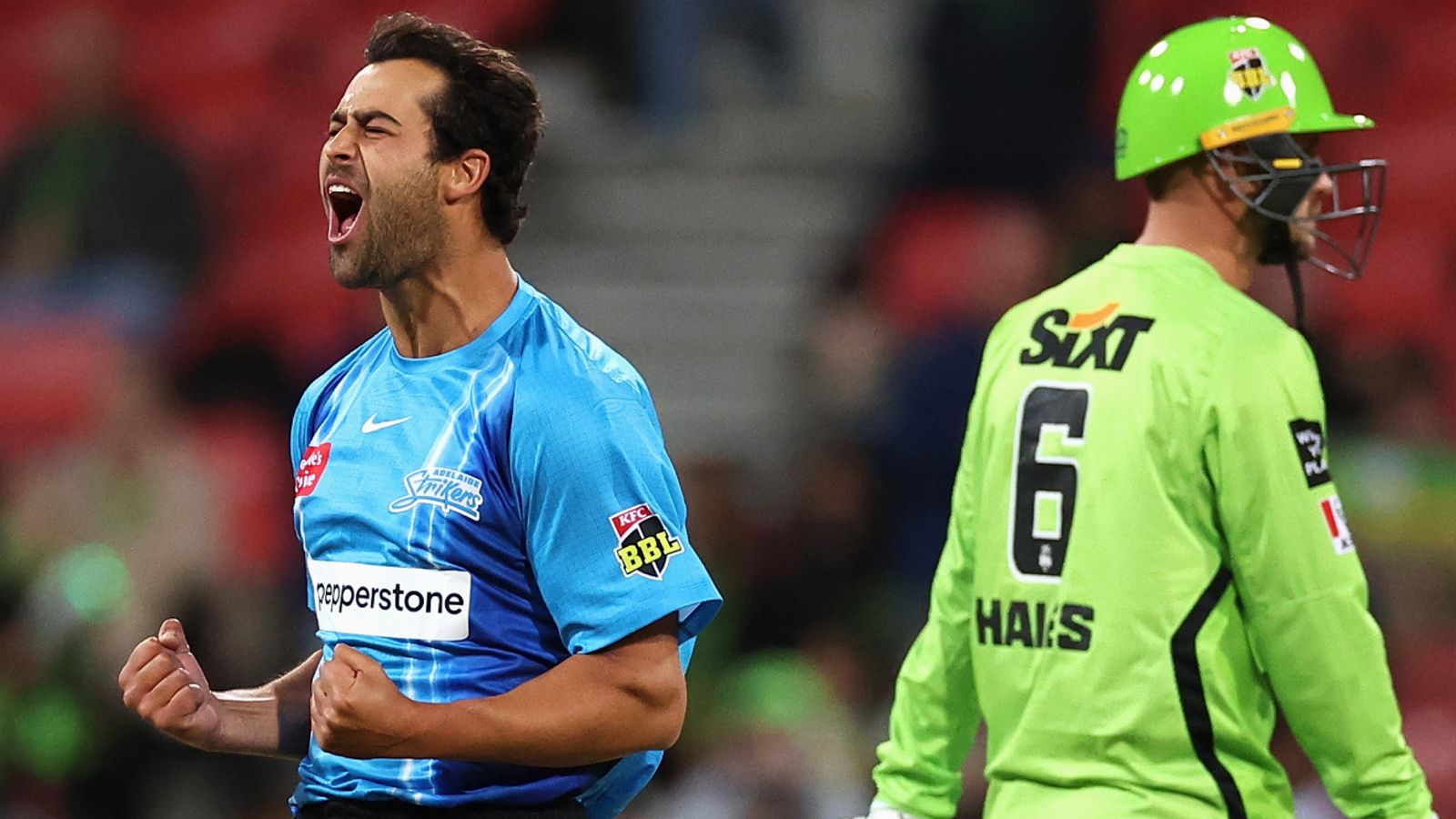 15 all out! Sydney Thunder bowled out in just 35 deliveries by Adelaide Strikers in Big Bash League | Cricket News