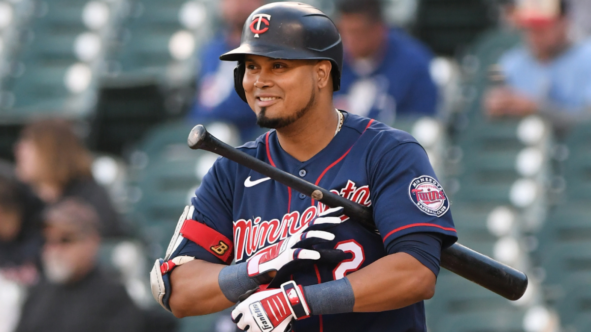MLB rumors: Twins weighing post-Carlos Correa options; Cubs sign Brad Boxberger
