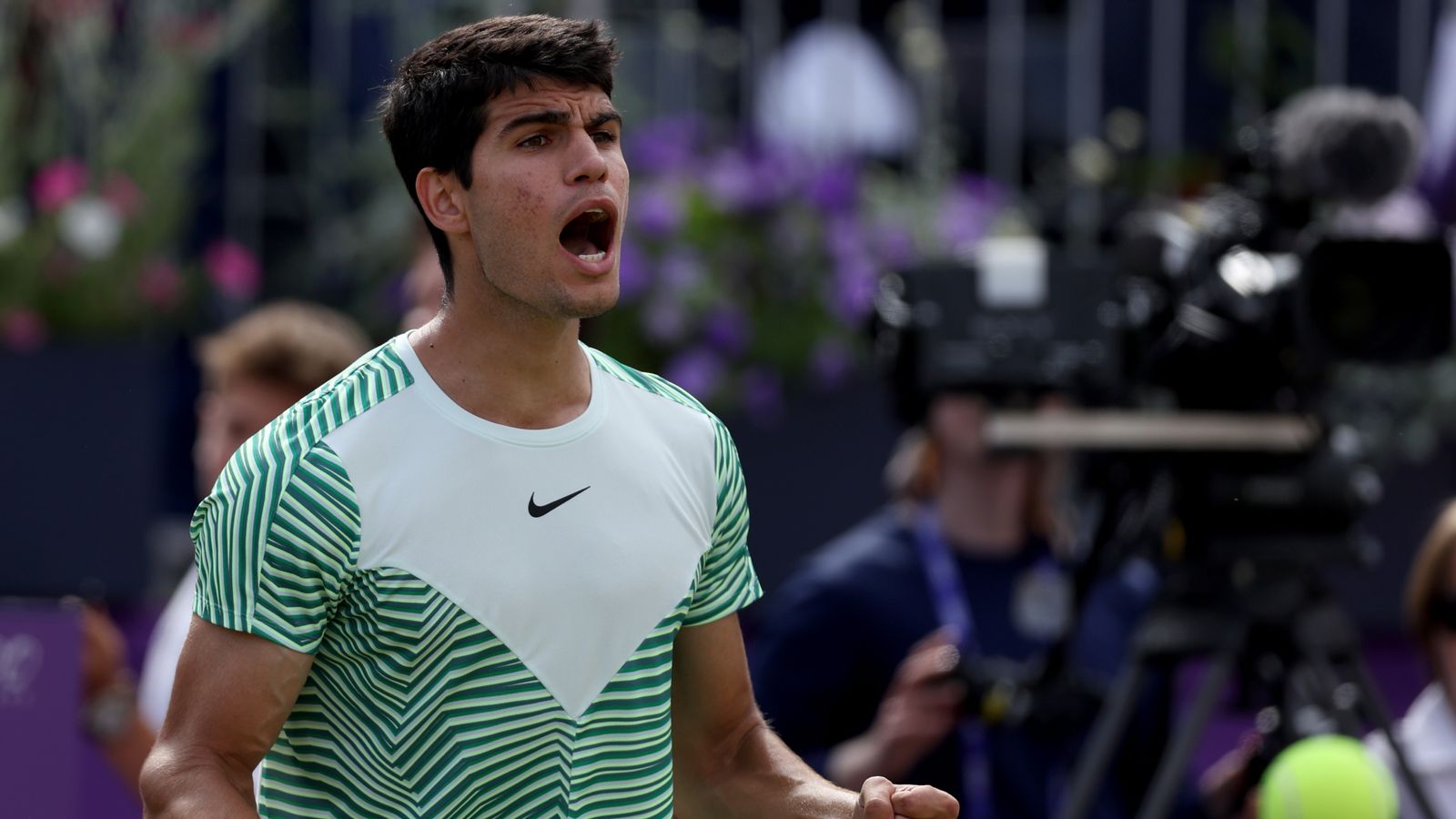 Carlos Alcaraz: Spaniard wins title at Queen's Club which will see him overtake Novak Djokovic as world No 1 | Tennis News