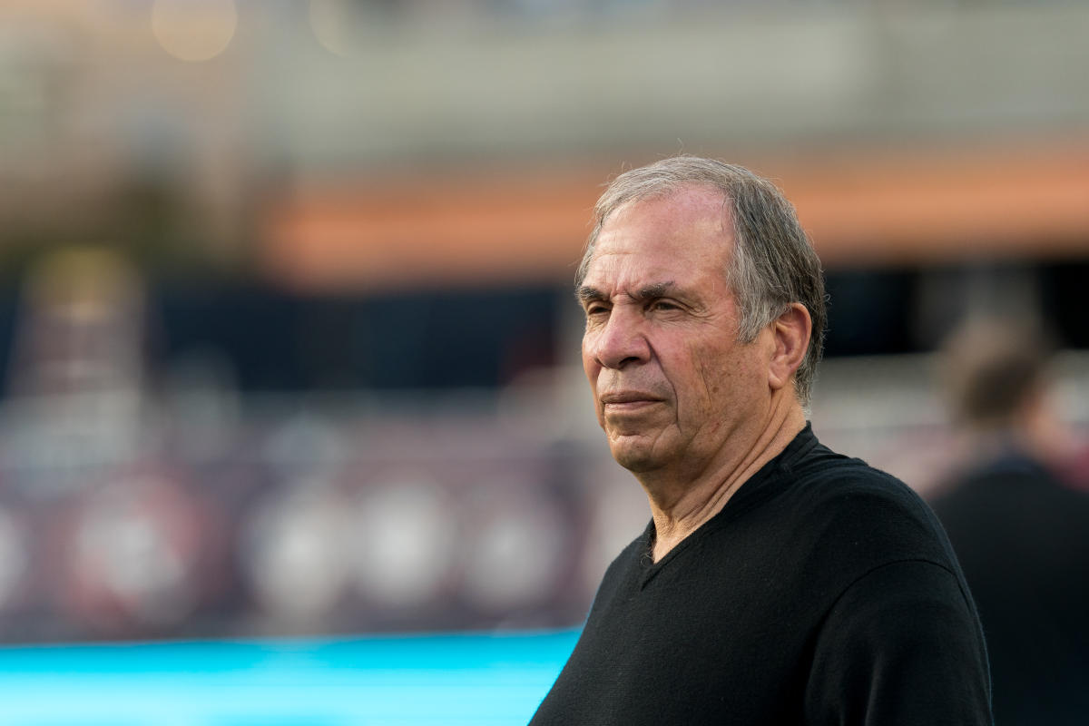 New England Revolution coach Bruce Arena place on leave over alleged 'insensitive and inappropriate remarks'