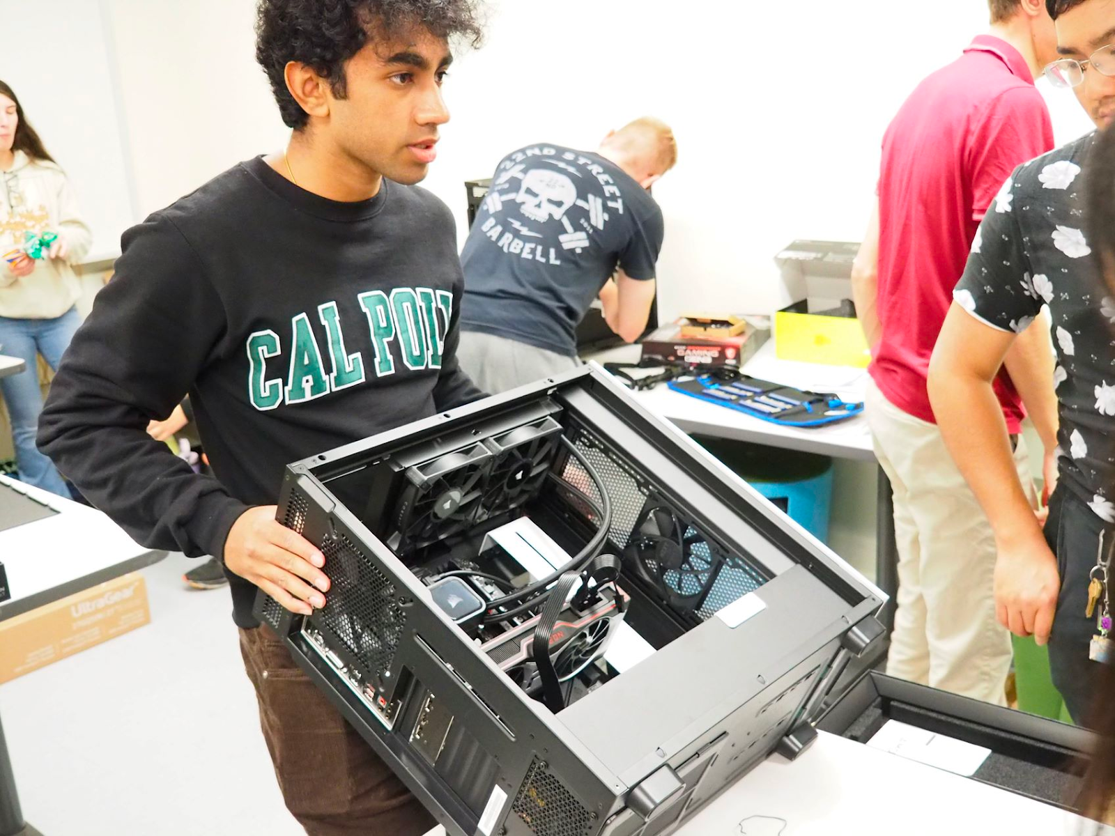 Cal Poly's Esports club works to create updated computer lab for players