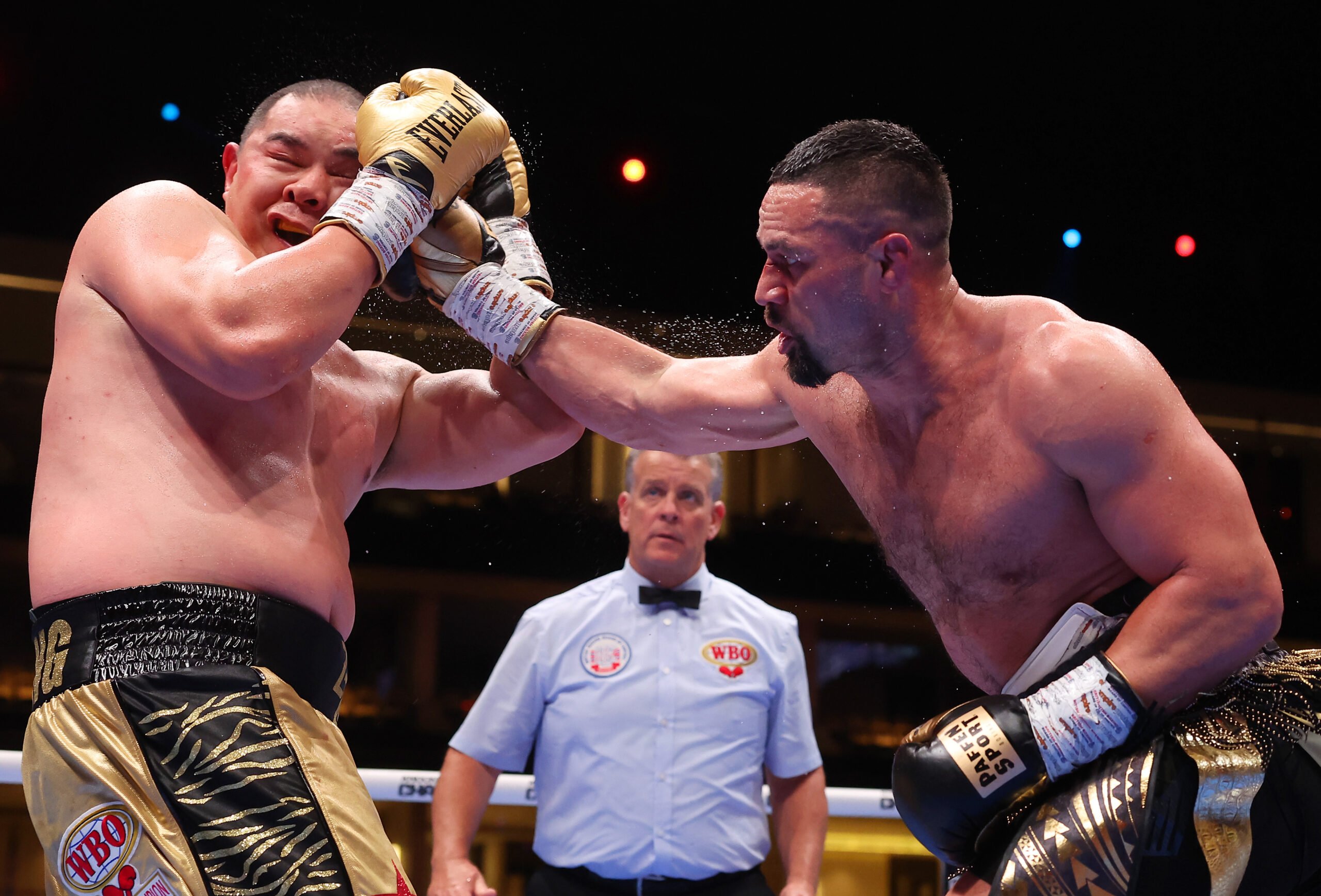 BN Fight Facts: Although dropped twice, Joseph Parker outworks Zhilei Zhang to win a majority decision