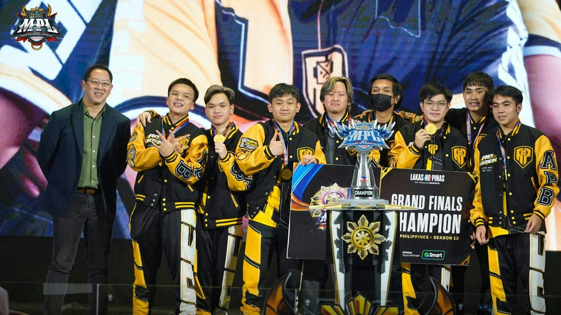 Killing spree! AP.Bren, Mobile Legends haul honors in Philippine Esports Awards