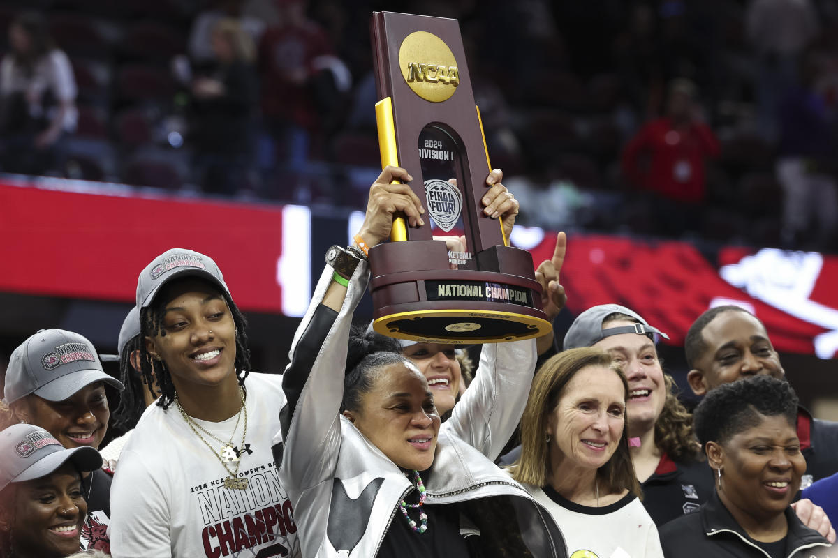March Madness: South Carolina fends off Caitlin Clark, Iowa to win third national title