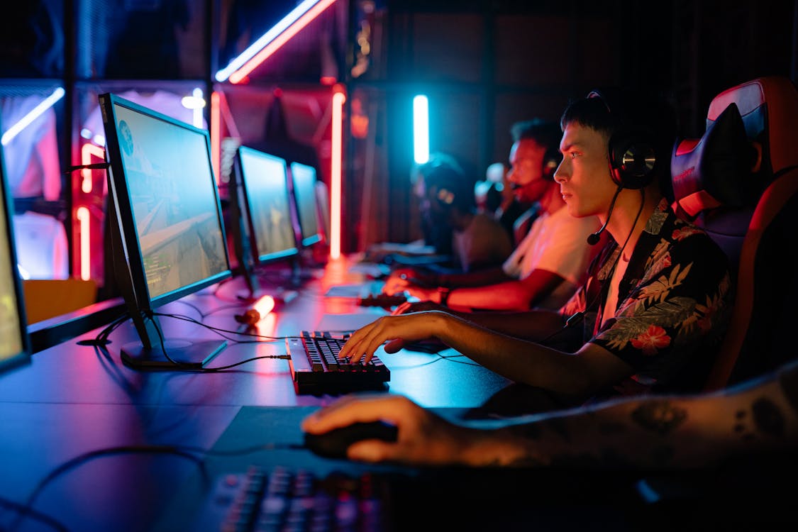 Navigating Esports Stats for Competitive Advantage – Five Reasons Sports Network