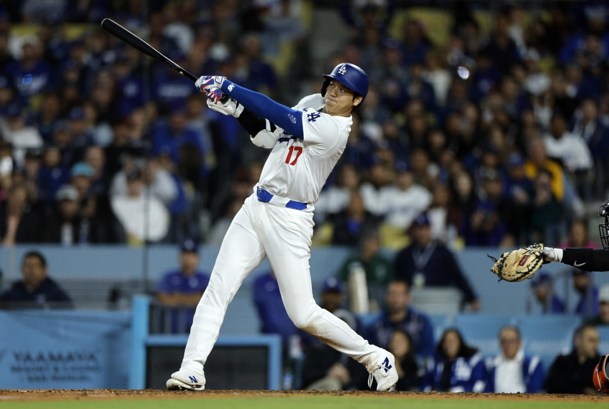 Shohei Ohtani hits 1st Dodgers HR after (relatively) slow start